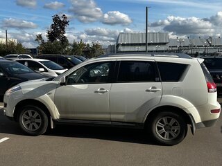 2011 Citroen C-Crosser, белый, 810000 рублей, вид 4