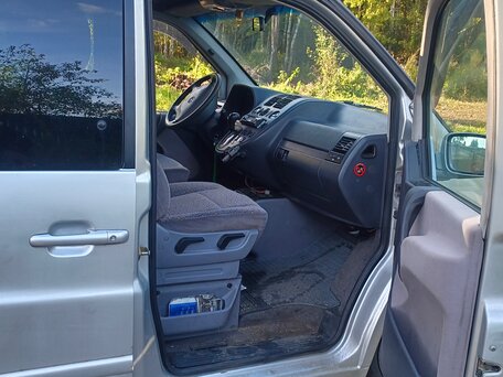2002 Mercedes-Benz V-Класс 220 I (W638), серебристый, 970000 рублей, вид 5