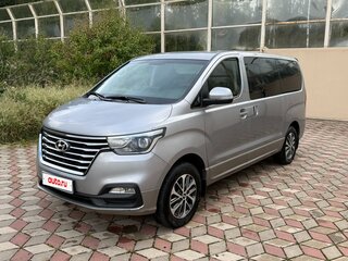 2020 Hyundai Grand Starex I Рестайлинг 2, серый, 4190000 рублей, вид 1