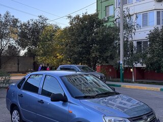 2015 Lada (ВАЗ) Granta I, серебристый, 450000 рублей, вид 3