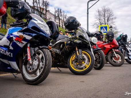 1997 Suzuki GSX-R 600, синий, 310000 рублей, вид 4