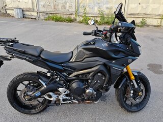 2017 Yamaha MT-09 Tracer (FJ-09), чёрный, 1100000 рублей, вид 3