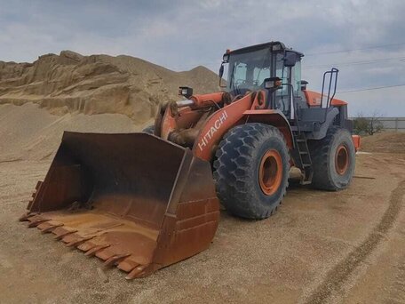 2011 Hitachi ZW310, оранжевый, 3200000 рублей, вид 1