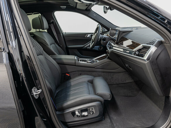 2026 BMW X6 40d III (G06) Рестайлинг, чёрный, 17490000 рублей - вид 14