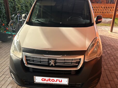 2017 Peugeot Partner, белый, 850000 рублей, вид 1