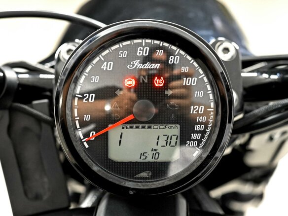 2025 Indian Scout, чёрный, 2100000 рублей - вид 8