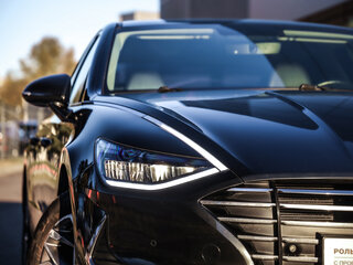2020 Hyundai Sonata VIII (DN8), чёрный, 2369000 рублей, вид 2