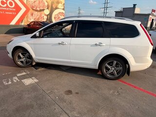 2009 Ford Focus II Рестайлинг, белый, 550000 рублей, вид 5