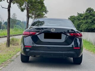 2022 Nissan Sylphy IV (B18), чёрный, 1625000 рублей, вид 4