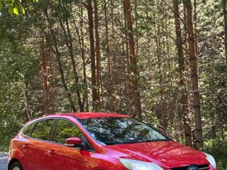 2011 Ford Focus III, красный, 510000 рублей, вид 3