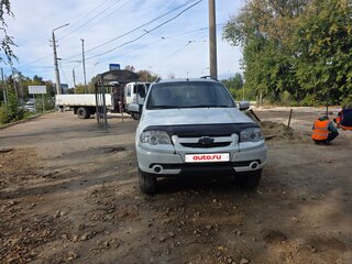 2014 Chevrolet Niva I Рестайлинг, белый, 610000 рублей, вид 1