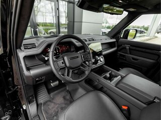 2026 Land Rover Defender Octa II, чёрный, 15510000 рублей, вид 3