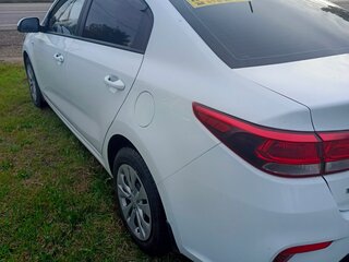 2018 Kia Rio IV, белый, 1480000 рублей, вид 5