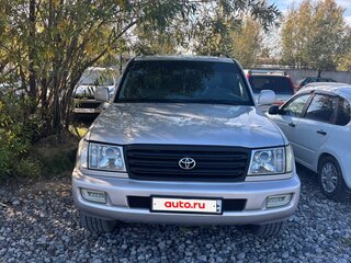 2004 Toyota Land Cruiser 100 Series Рестайлинг 1, серебристый, 1850000 рублей, вид 1