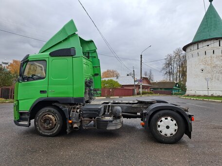2012 Volvo FM, зелёный, 1850000 рублей, вид 2