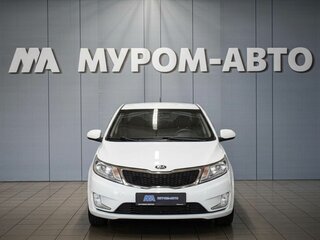 2015 Kia Rio III Рестайлинг, белый, 890000 рублей, вид 3