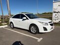 2014 Chevrolet Cruze I Рестайлинг, белый - вид 2
