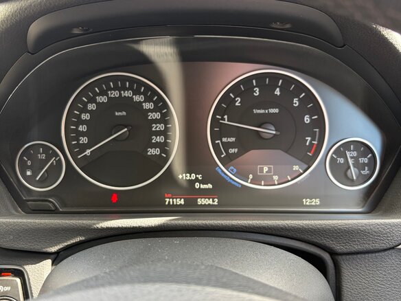 2017 BMW 3 серии 318i VI (F3x) Рестайлинг, серебристый, 1700000 рублей - вид 11