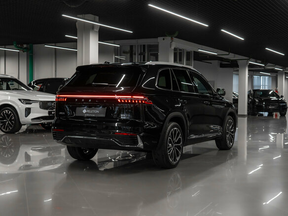 2026 Geely Monjaro (Xingyue L) I Рестайлинг 2 (China Market), чёрный - вид 4