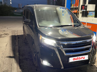 2017 Toyota Esquire I Рестайлинг, чёрный, 2850000 рублей, вид 2