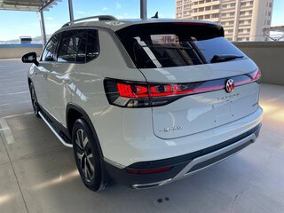 2022 Volkswagen Tayron I Рестайлинг, белый, 2900000 рублей, вид 4