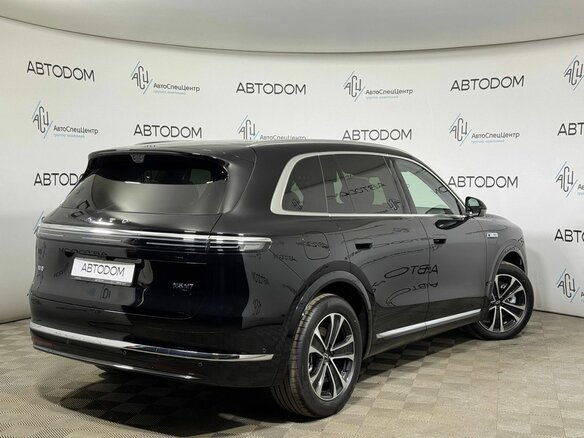 2026 Aito M7 53.4 kWh II, чёрный, 9560000 рублей - вид 4