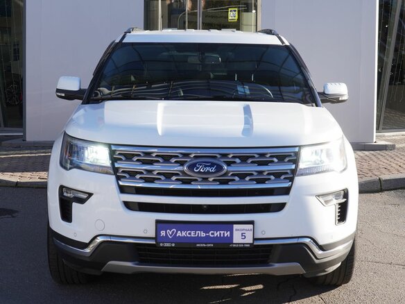 2018 Ford Explorer V Рестайлинг 2, белый, 2995000 рублей - вид 1