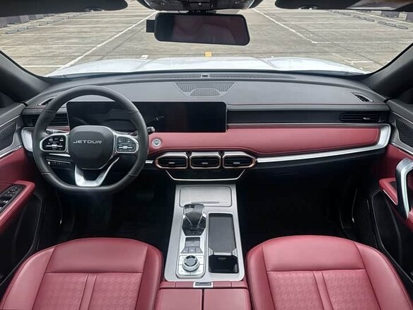 2023 Jetour X70+ I, белый, 1350000 рублей - вид 11
