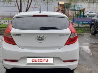 2015 Hyundai Solaris I Рестайлинг, белый, 820000 рублей, вид 1