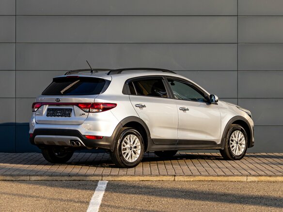 2019 Kia Rio X-Line IV, серебристый - вид 5