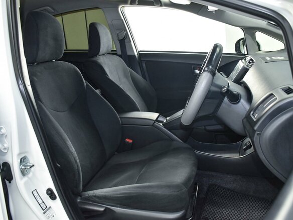 2015 Toyota Prius III Рестайлинг (XW30), белый, 1169000 рублей - вид 11