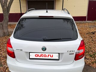 2012 Skoda Fabia II Рестайлинг, белый, 670000 рублей, вид 4