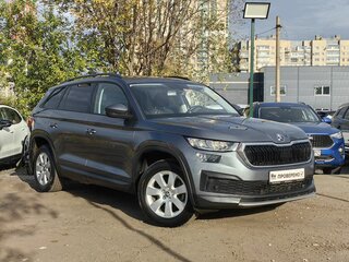 2022 Skoda Kodiaq I Рестайлинг, серый, 2369000 рублей, вид 3