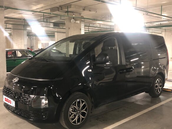 2025 Hyundai Staria I, чёрный - вид 1
