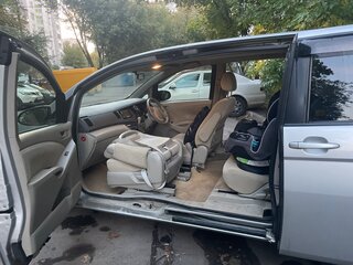 2014 Toyota ISis I Рестайлинг, серый, 1124000 рублей, вид 1