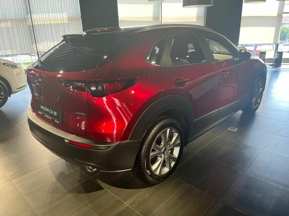2026 Mazda CX-30 I, красный, 5008300 рублей - вид 3