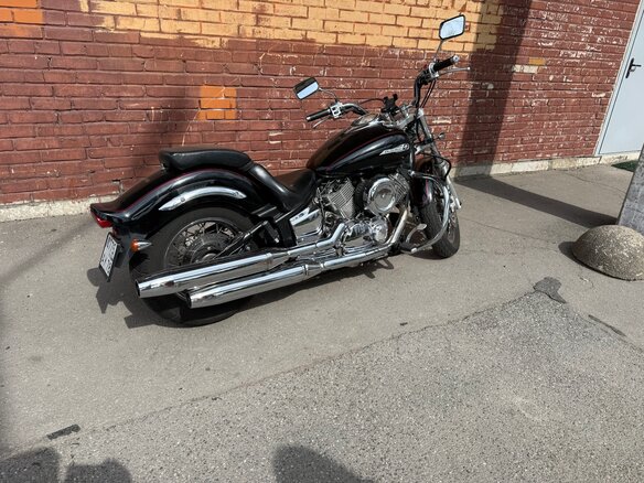2001 Yamaha XVS1100, чёрный - вид 3