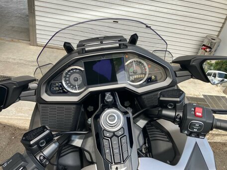 2018 Honda GL 1800 Gold Wing, серый, 2590000 рублей, вид 5