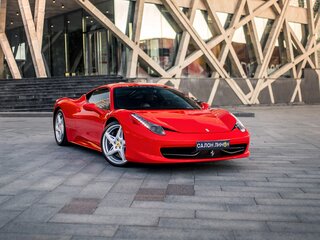 2010 Ferrari 458 Italia, красный, 16500000 рублей, вид 2