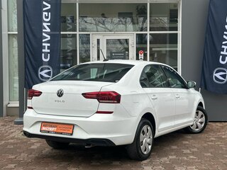 2021 Volkswagen Polo VI, белый, 959000 рублей, вид 2