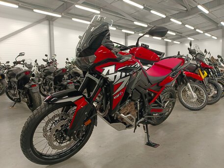 2023 Honda CRF 1100L Africa Twin, красный, 1490000 рублей, вид 5
