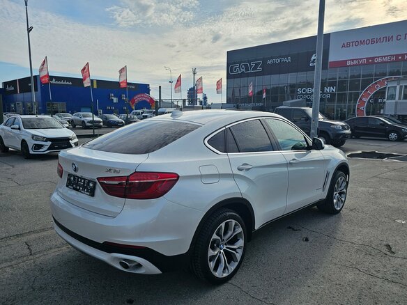 2014 BMW X6 30d II (F16), белый, 3499995 рублей - вид 6