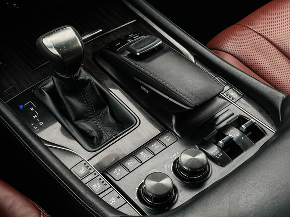 2017 Lexus LX 570 III Рестайлинг 2, чёрный, 6890000 рублей - вид 19
