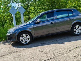2011 Opel Astra H Рестайлинг, серый, 480000 рублей, вид 4