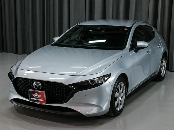 2019 Mazda 3 IV (BP), серый, 1500000 рублей - вид 4