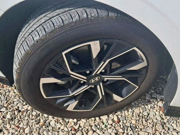 2023 Hyundai Sonata VIII (DN8) Рестайлинг, белый, 2700000 рублей - вид 15