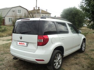 2014 Skoda Yeti I Рестайлинг, белый, 1550000 рублей, вид 3