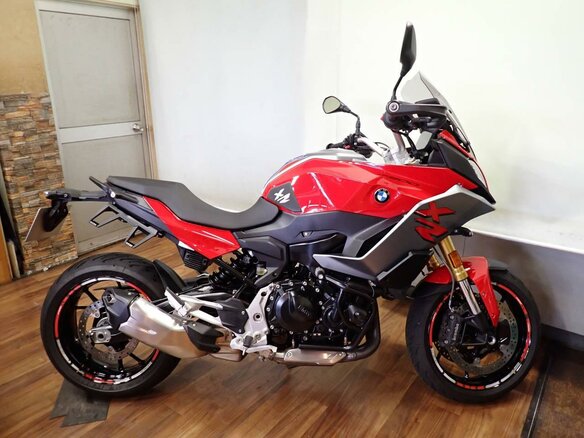 2020 BMW F 900 XR, красный, 977000 рублей - вид 1