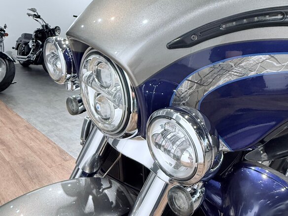 2016 Harley-Davidson CVO Limited, синий, 1799000 рублей - вид 39