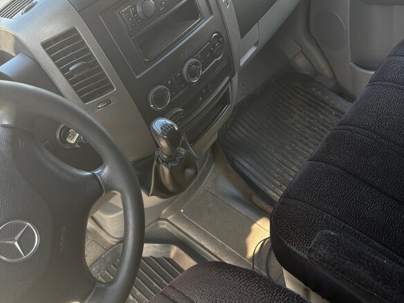 2012 Mercedes-Benz Sprinter, белый, 2200000 рублей - вид 14